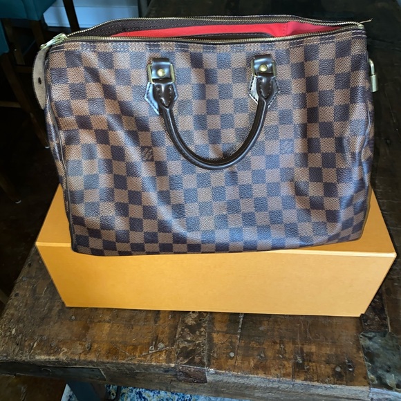 Louis Vuitton Speedy Bag 35 - Picture 3 of 5